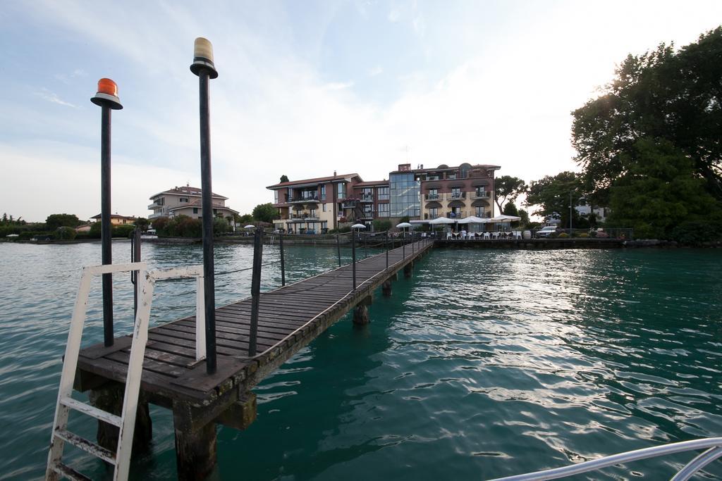 Hotel Aurora Sirmione Dış mekan fotoğraf